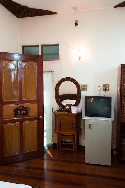 Mandalay View Inn Экстерьер фото