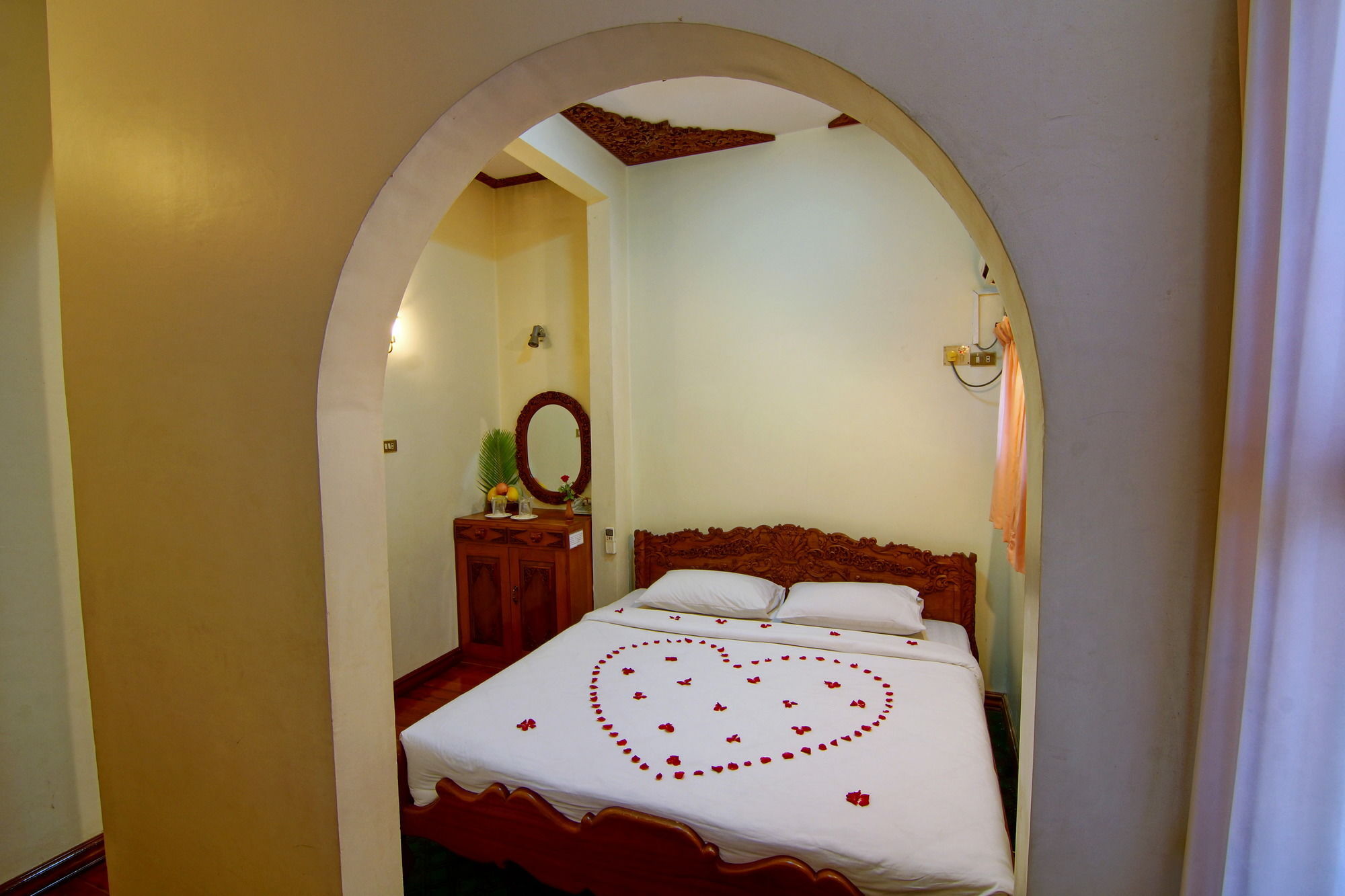 Mandalay View Inn Экстерьер фото
