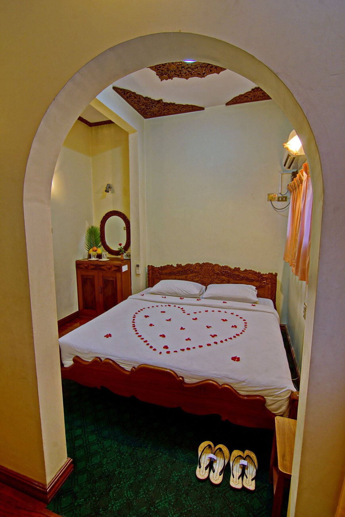 Mandalay View Inn Экстерьер фото