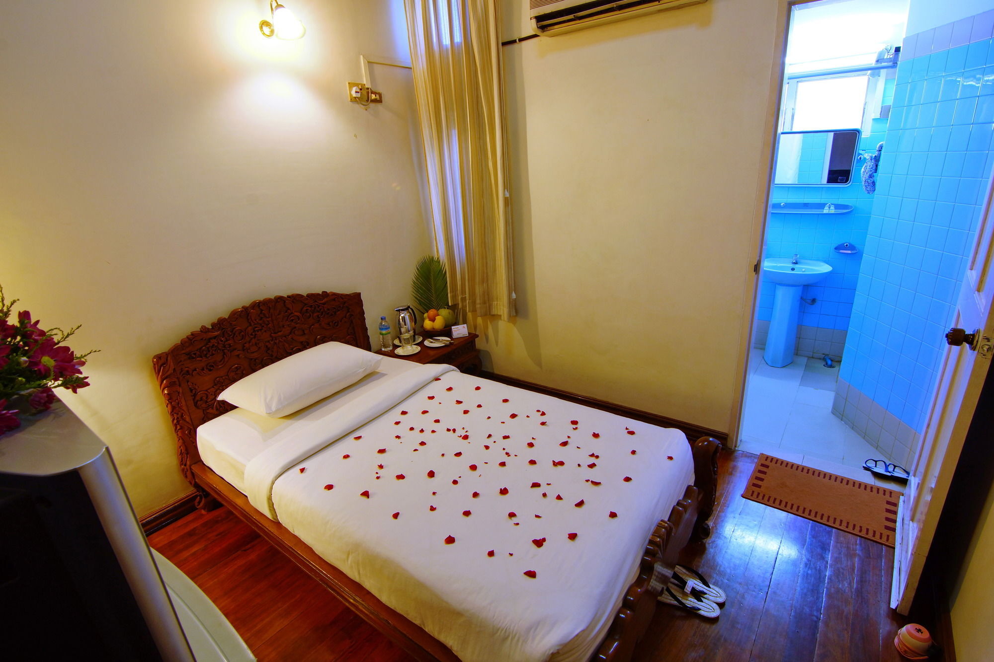 Mandalay View Inn Экстерьер фото